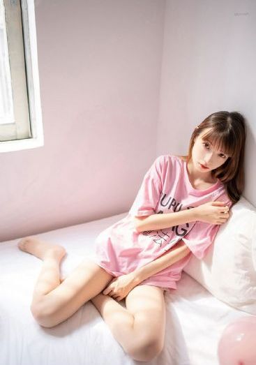 雾都魅影_十万网红美女美酱