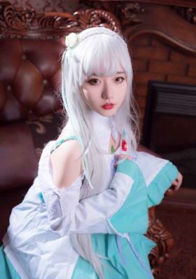 五十度黑灰飞三部曲精彩资源_BD韩语动漫在线观看