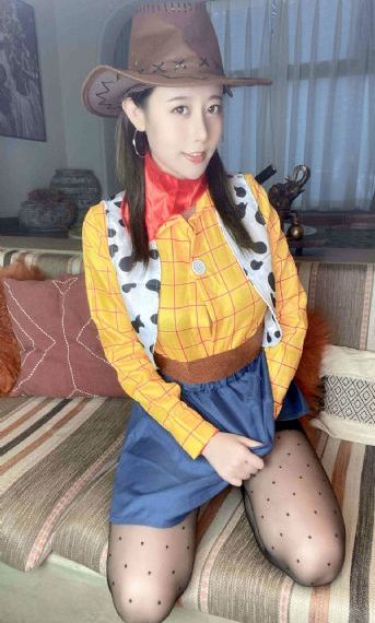 万道龙皇之至尊神殿短剧_BD英语高清视频观看