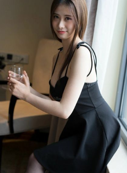 《漂亮的女邻居》在线观看_国产剧免费观看超清