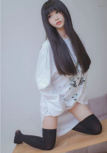 娇小枯瘦性色xxxxhd_1080完整在线观看