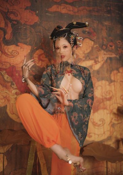 女大学生的沙龙室完整版_不卡在线观看