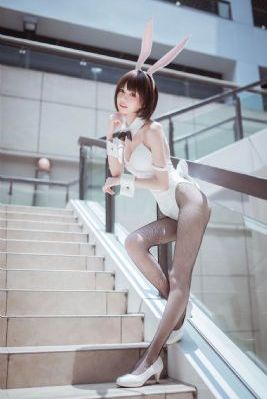 与僧侣交合的色欲之夜_BD国语免费全集观看